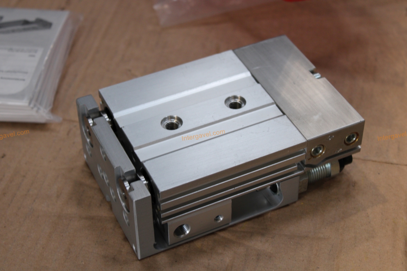 Vegyes alkatrészek - Aventics 14