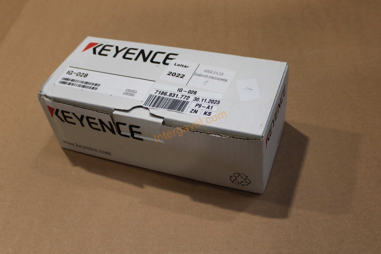 Vegyes alkatrészek - Keyence 64