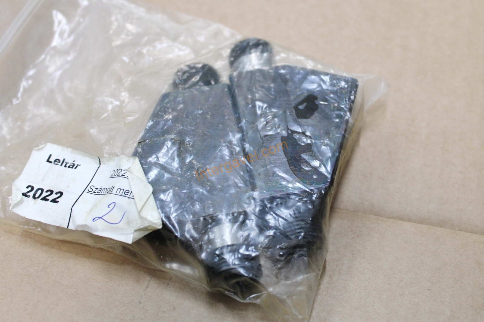 Vegyes alkatrészek 6