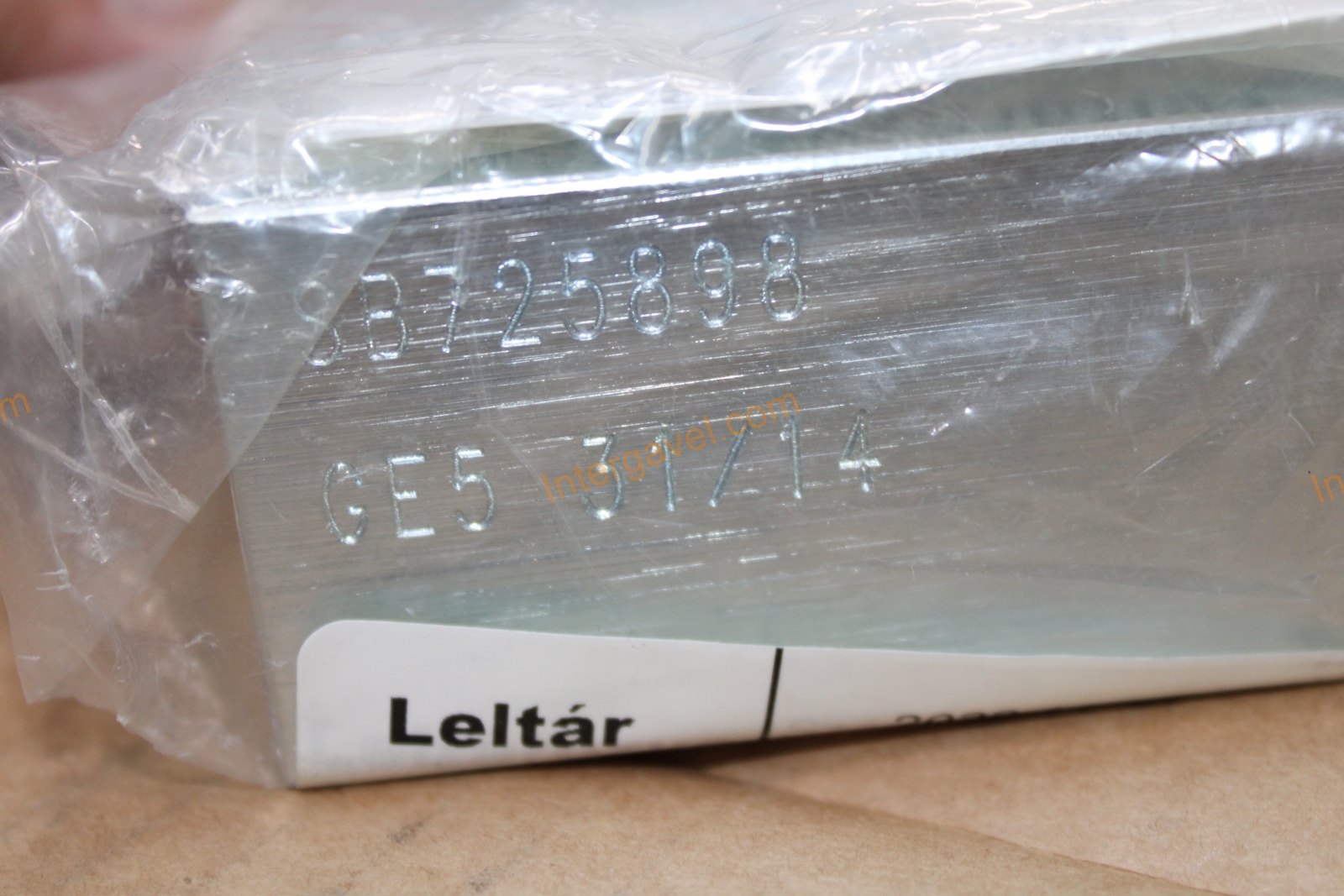 Vegyes alkatrészek 9