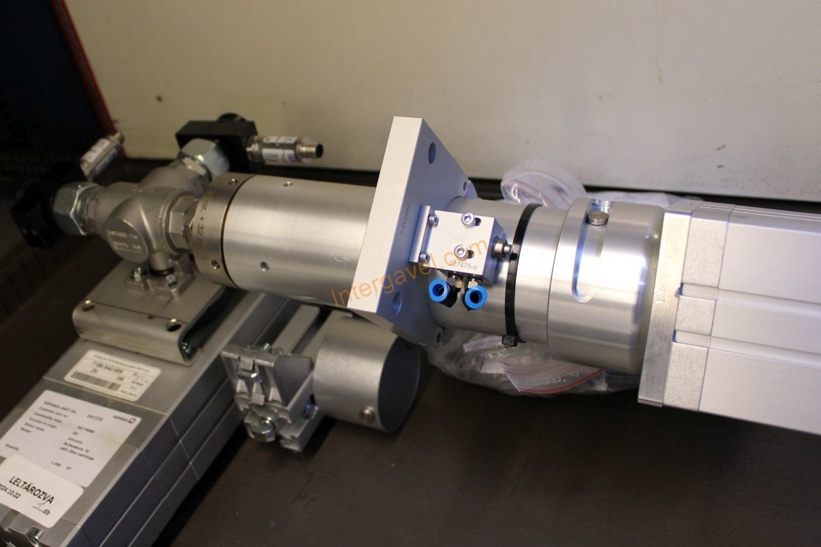 Vegyes alkatrészek 15