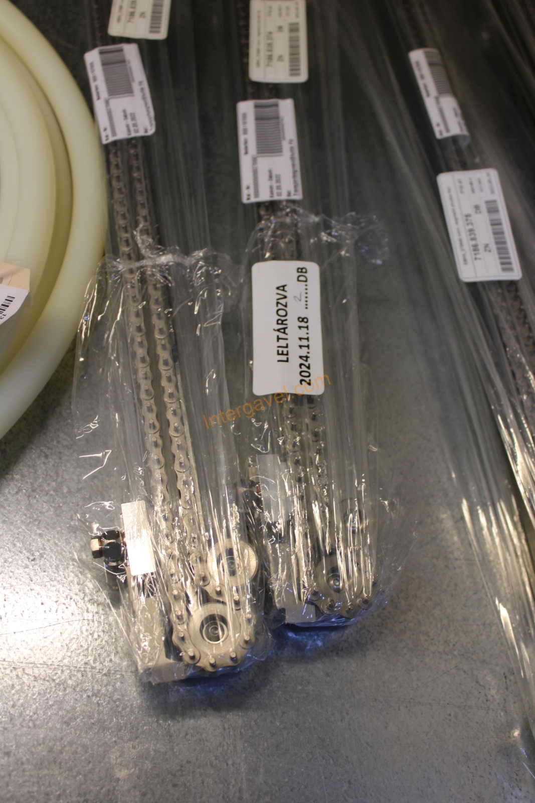 Vegyes alkatrészek 20