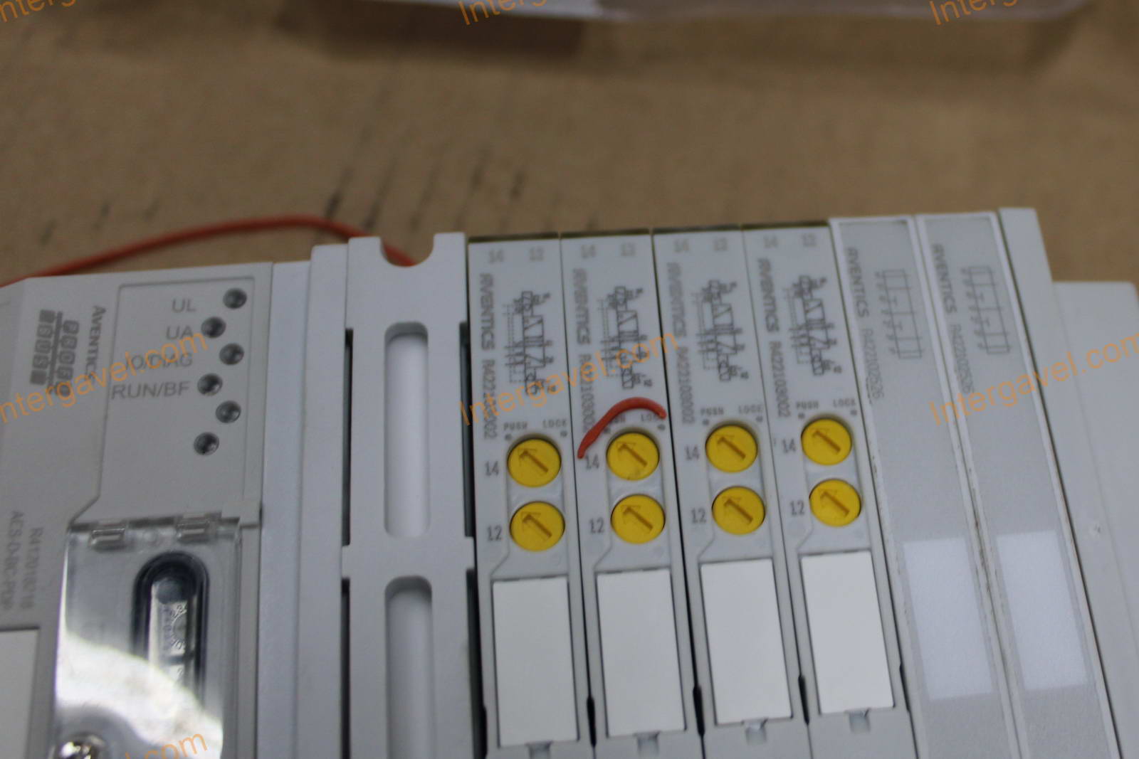 Vegyes alkatrészek - Aventics 9