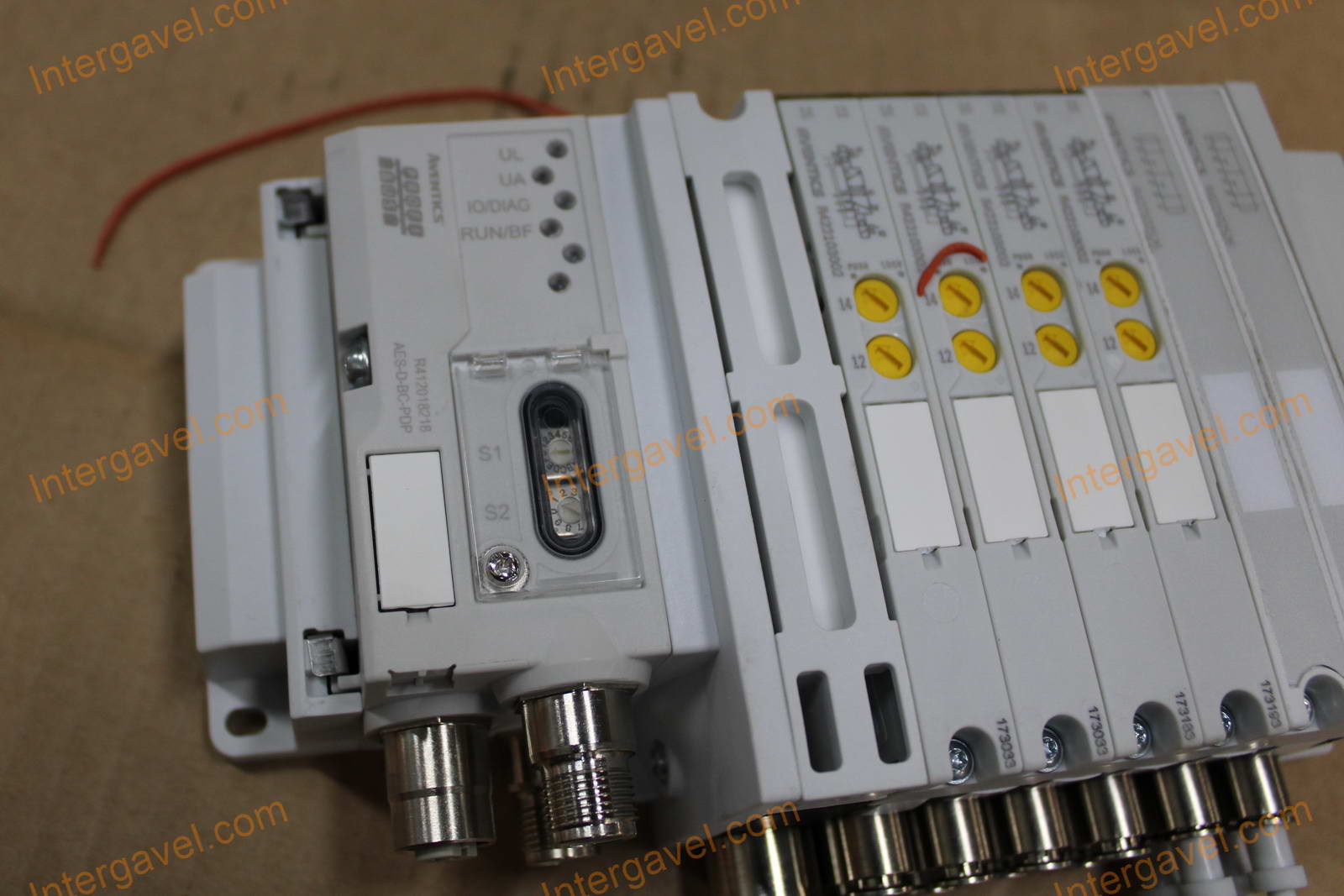 Vegyes alkatrészek - Aventics 10