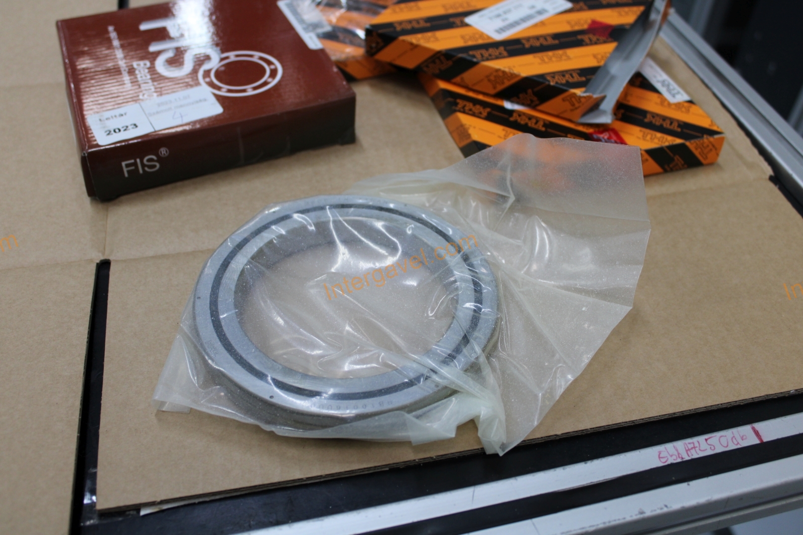 Vegyes alkatrészek 6