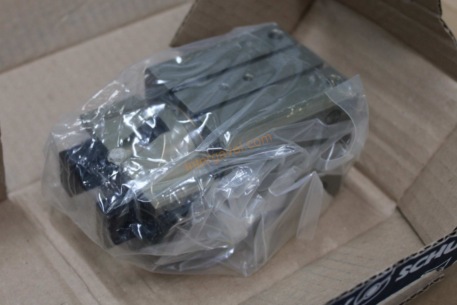 Vegyes alkatrészek - Schunk 3