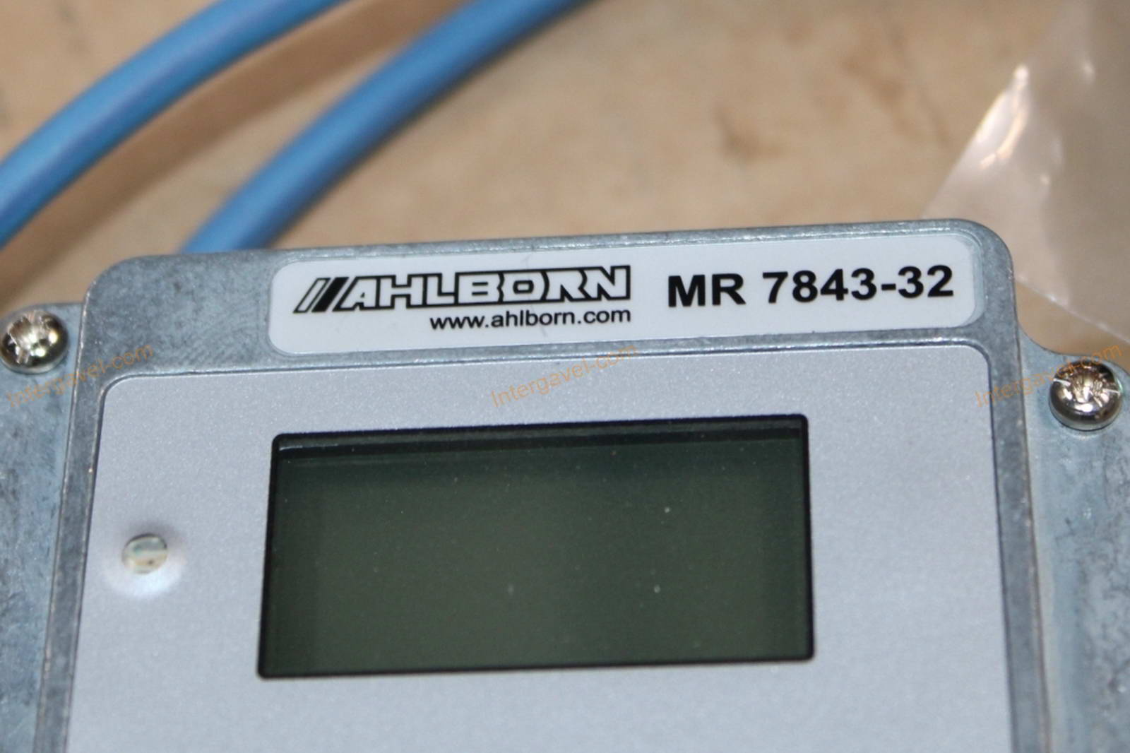 Infravörös adódoboz kijelzővel 2