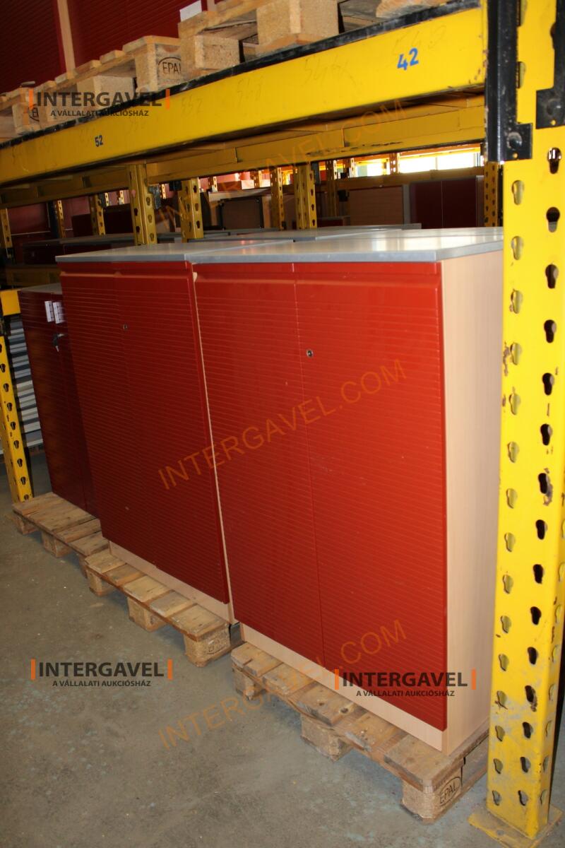 Polcos szekrény (piros ajtó-szürke/bükk tető rész-3 aktasoros) 5