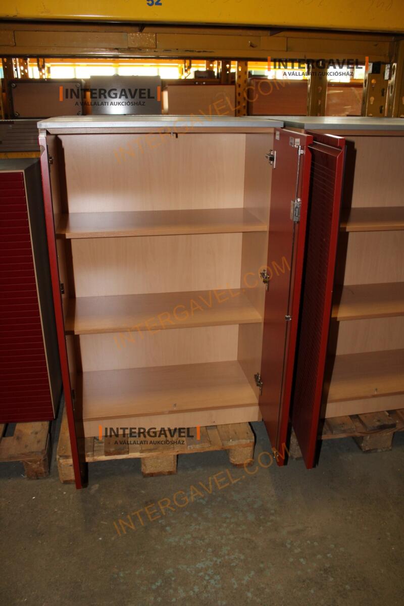 Polcos szekrény (piros ajtó-szürke/bükk tető rész-3 aktasoros) 2