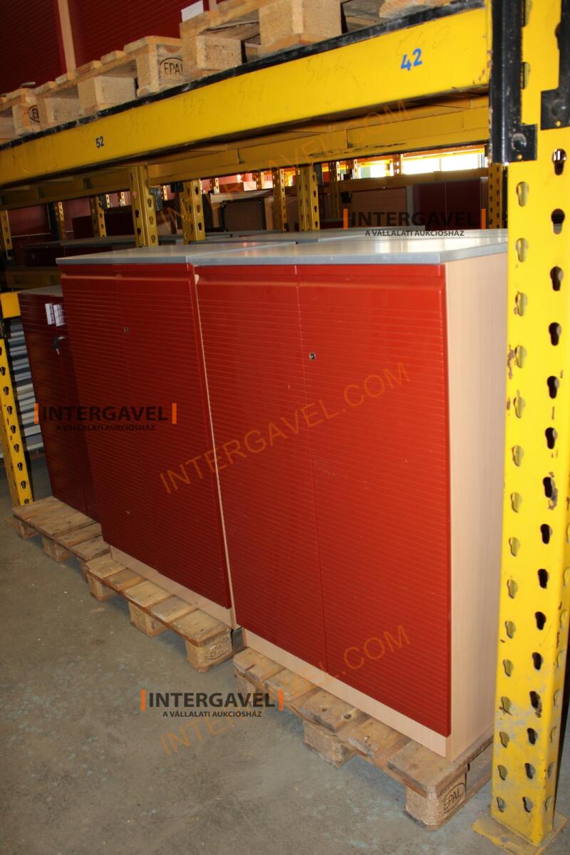 Polcos szekrény (piros ajtó-szürke/bükk tető rész-3 aktasoros) 5