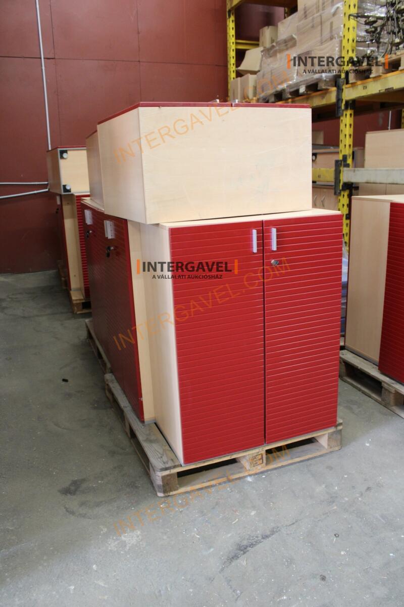 Polcos szekrény (piros ajtó-szürke/bükk tető rész-3 aktasoros) 12