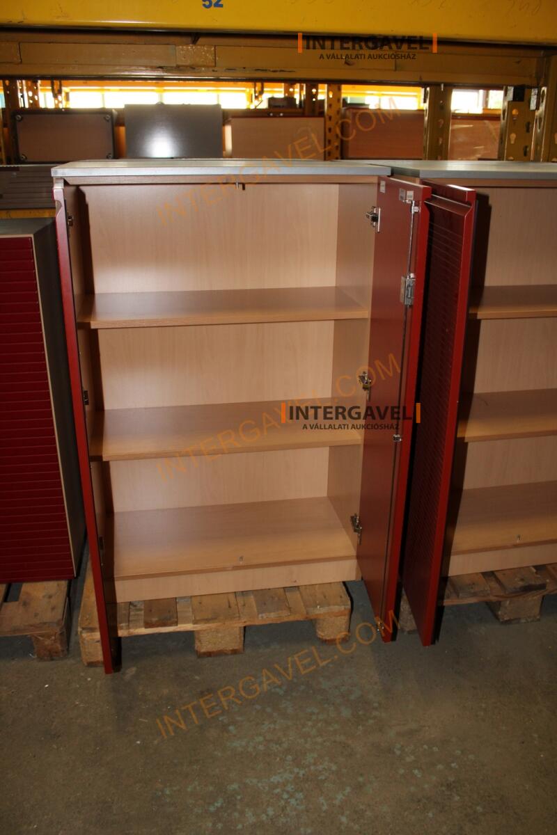 Polcos szekrény (piros ajtó-szürke/bükk tető rész-3 aktasoros) 2