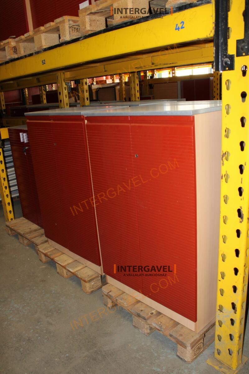 Polcos szekrény (piros ajtó-szürke/bükk tető rész-3 aktasoros) 5