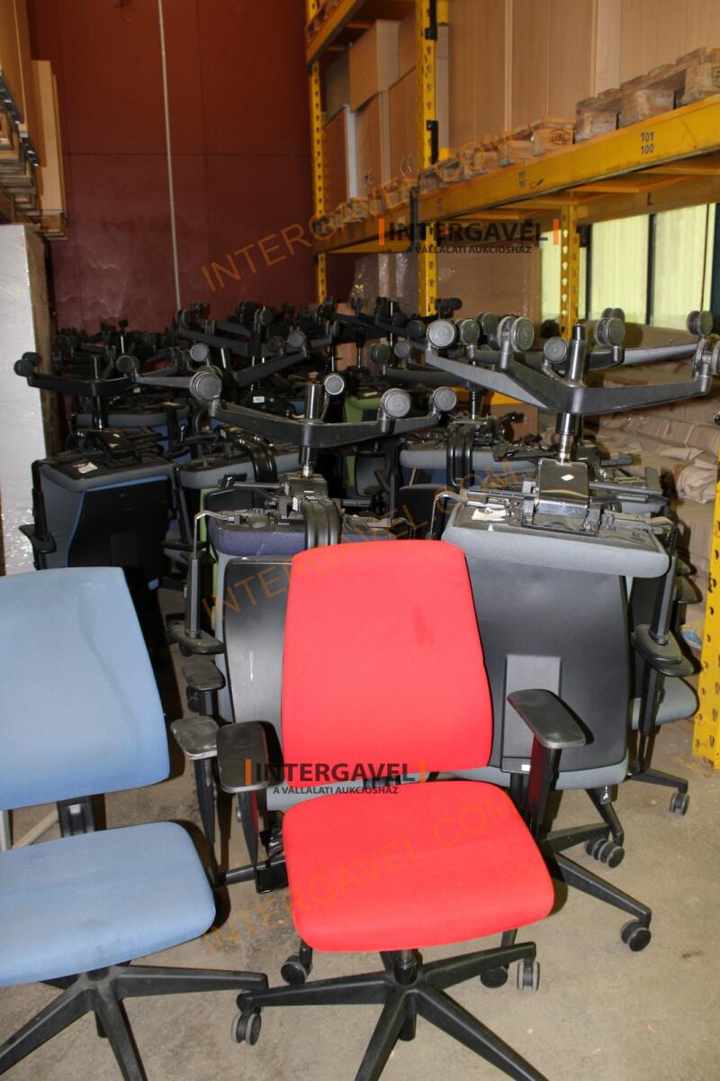 Irodai görgős szék 4