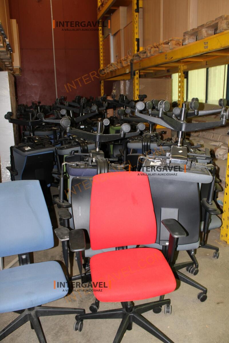 Irodai görgős szék 4