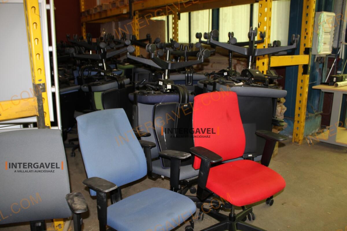 Irodai görgős szék 6