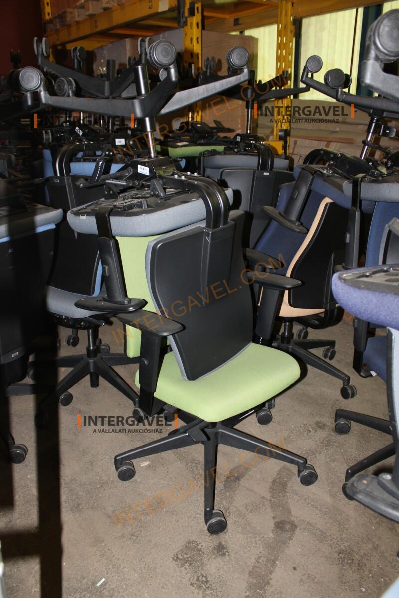 Irodai görgős szék 5