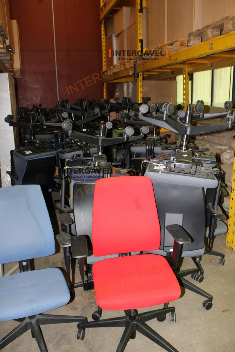 Irodai görgős szék 4