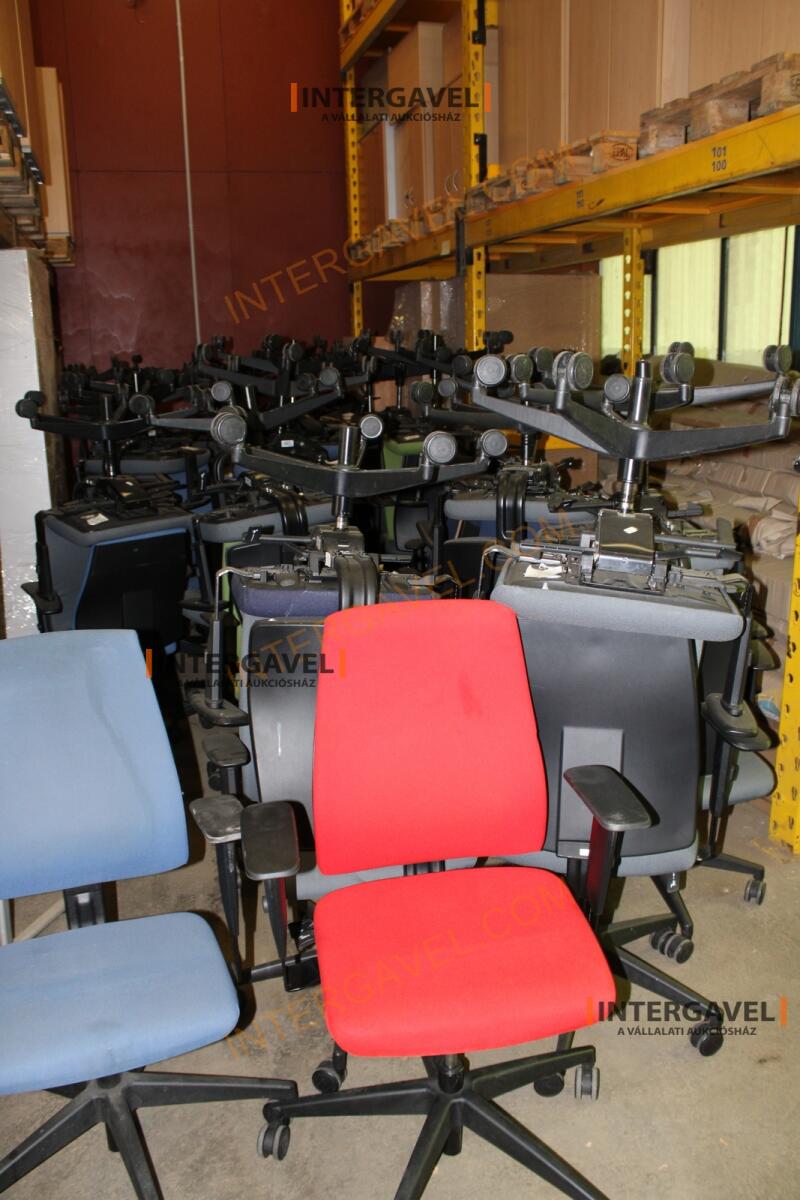 Irodai görgős szék 4