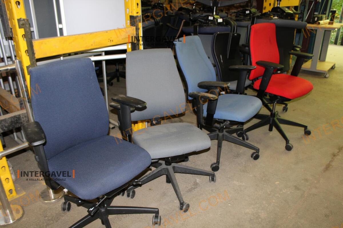 Irodai görgős szék 9