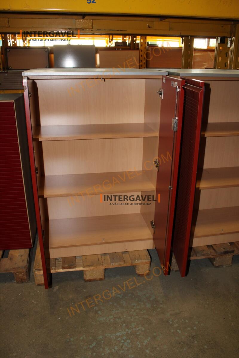 Polcos szekrény (piros ajtó-szürke/bükk tető rész-3 aktasoros) 2