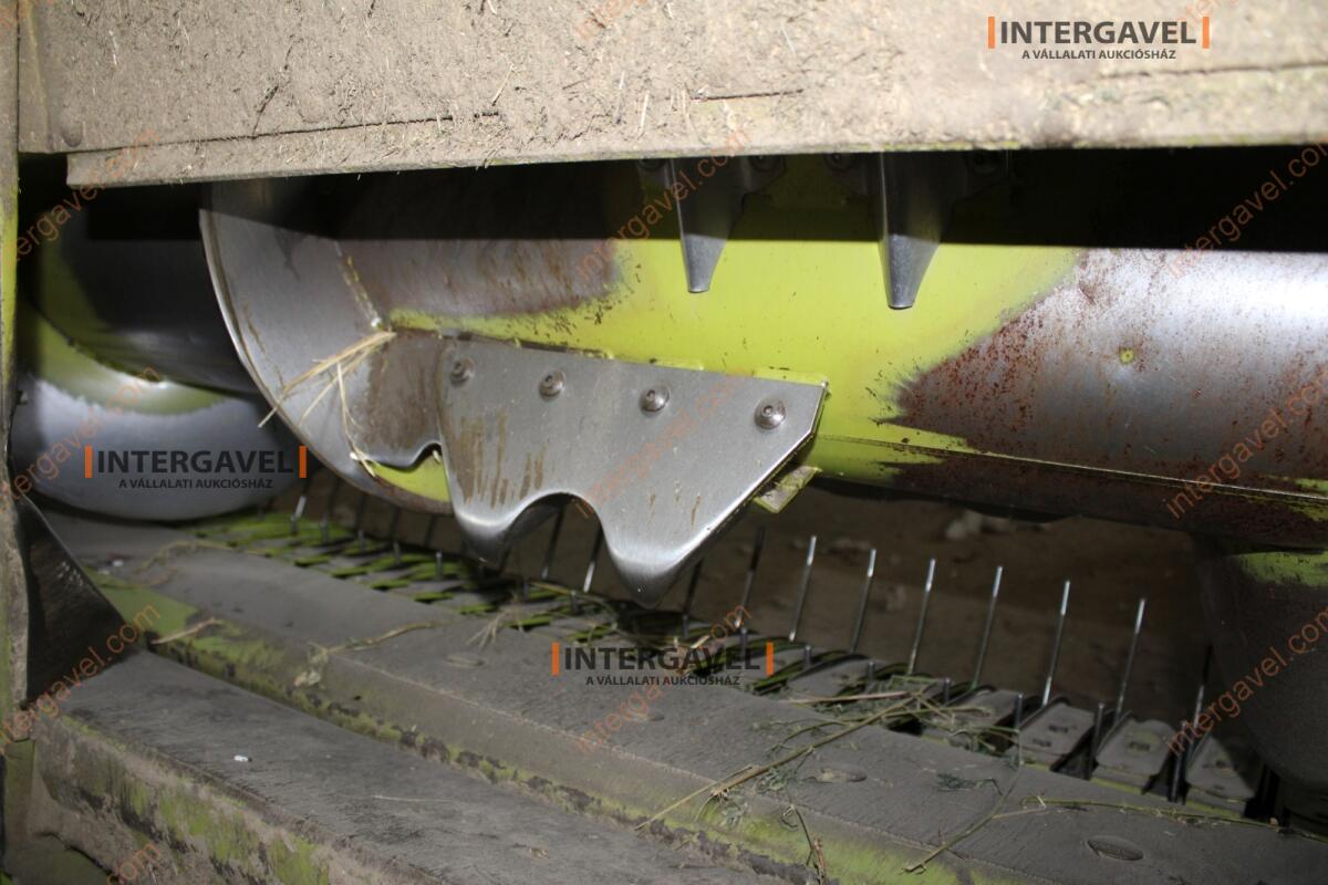 Rendfelszedő - Claas 9