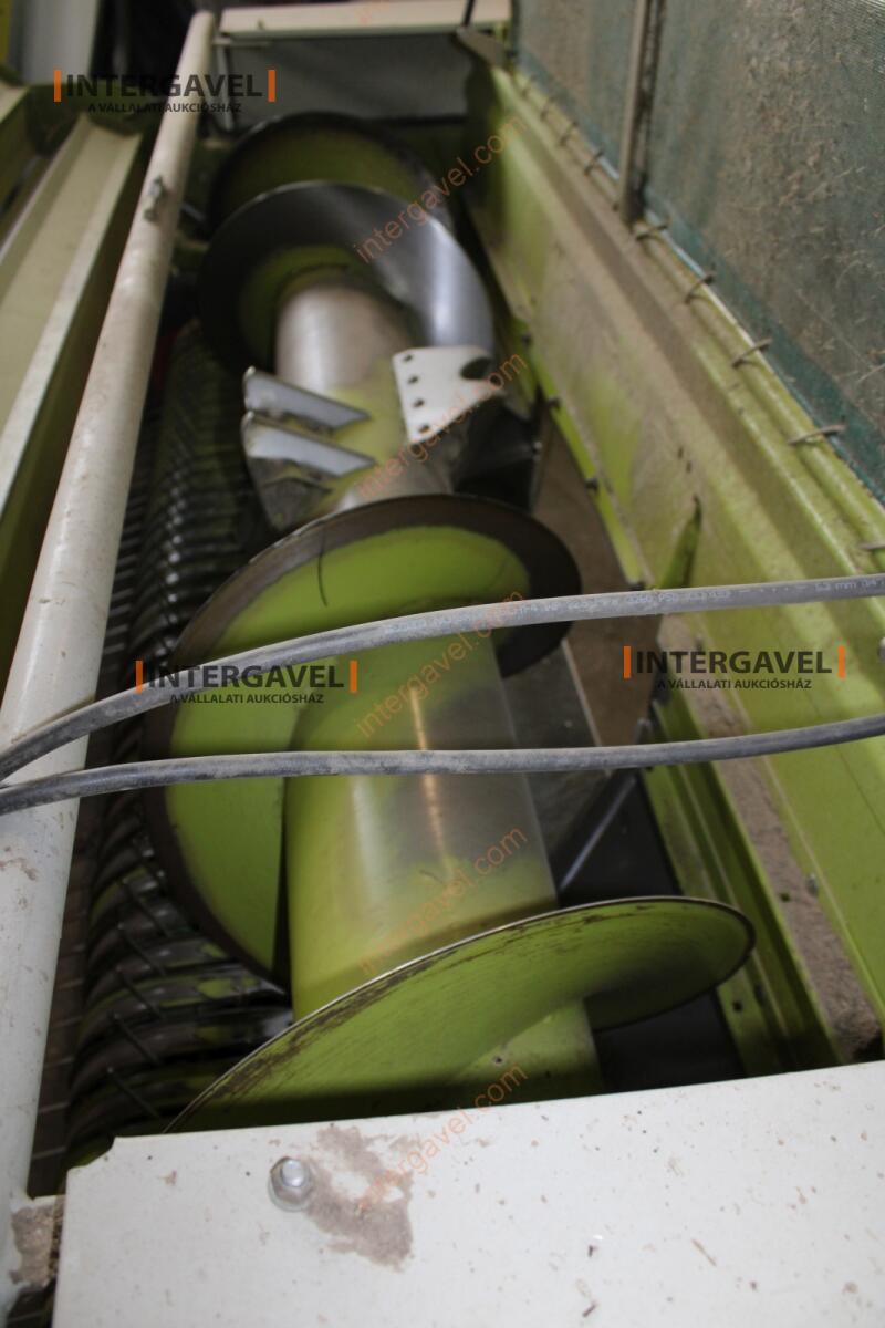 Rendfelszedő - Claas 10