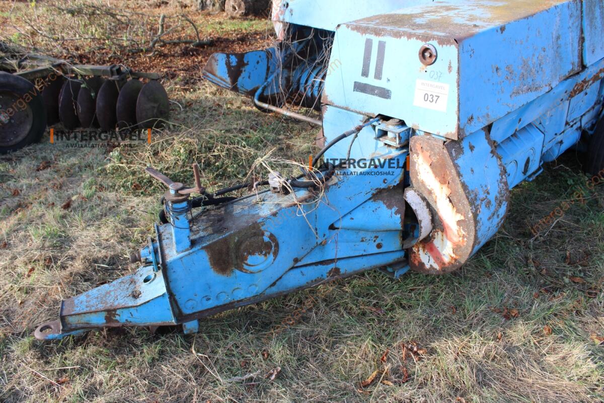 Kiskocka bálázó 8