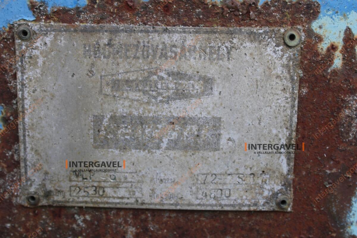 Trágyaszóró pótkocsi 5