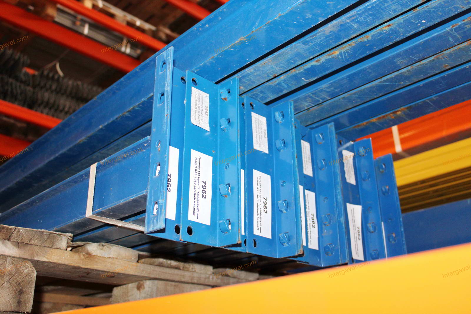 Raklapos állványgerenda - SSI 8