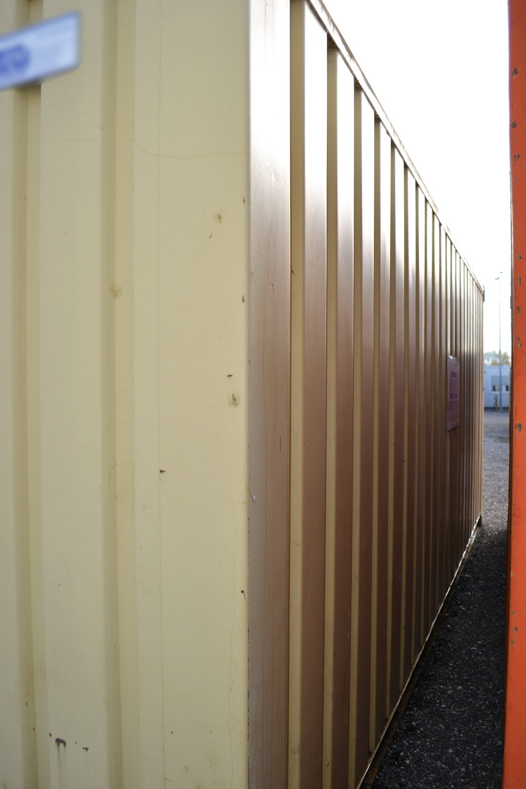 Raktárkonténer 4