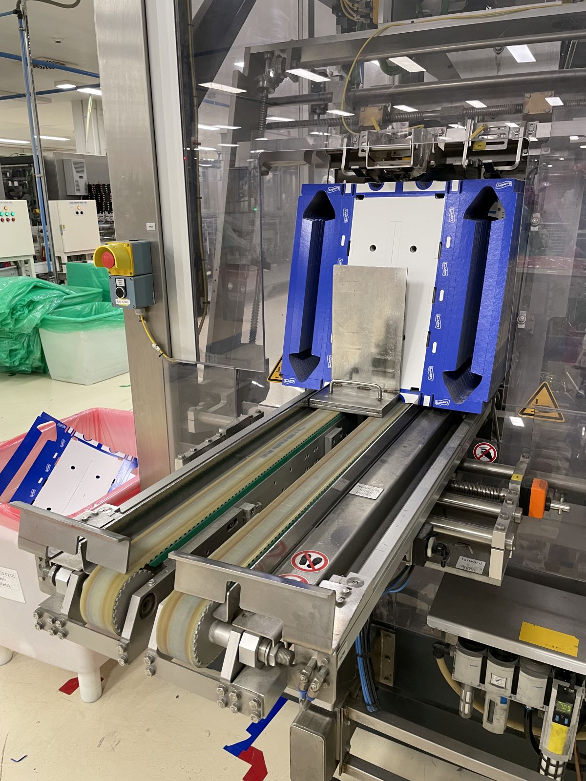 Csomagoló gépsor 11