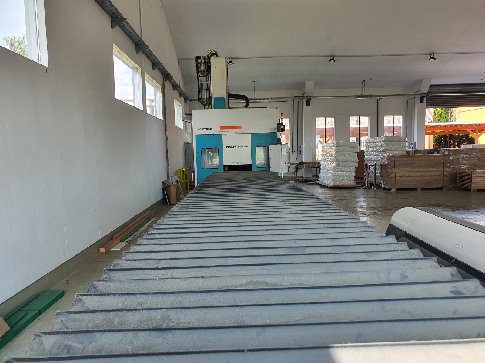 CNC megmunkáló központ 3