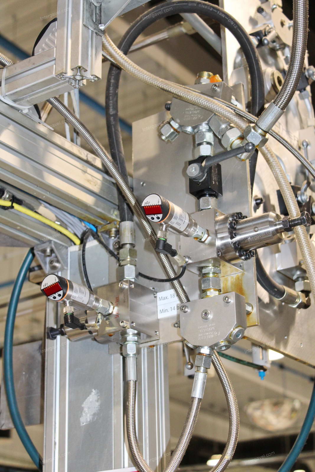 Szerelő munkahely 11