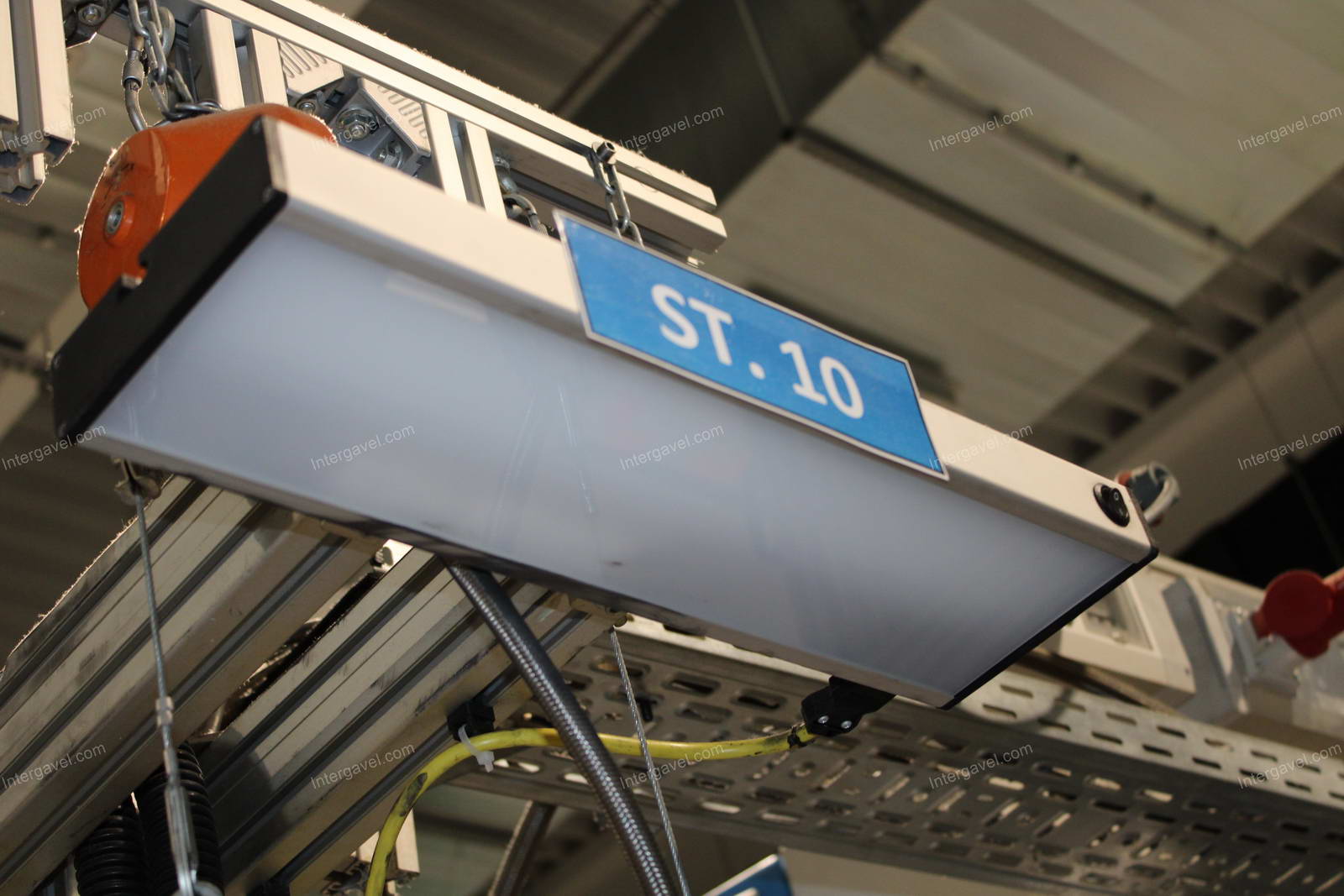 Szerelő munkahely 14