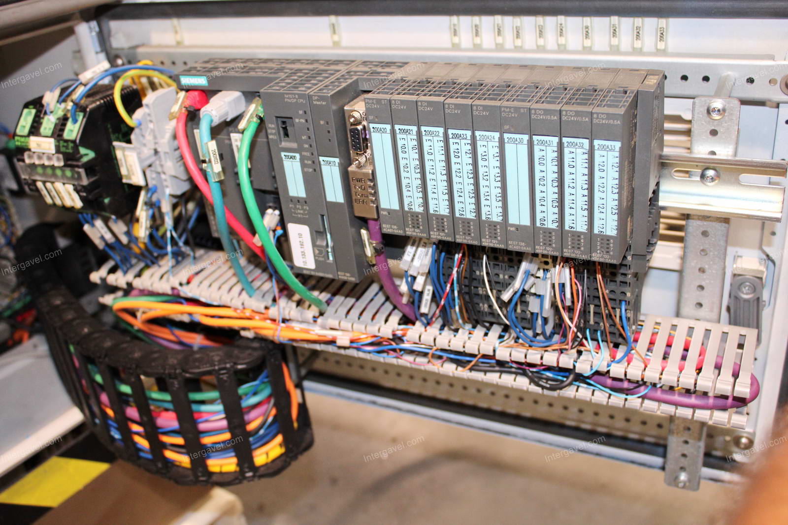 Szerelő munkahely 19