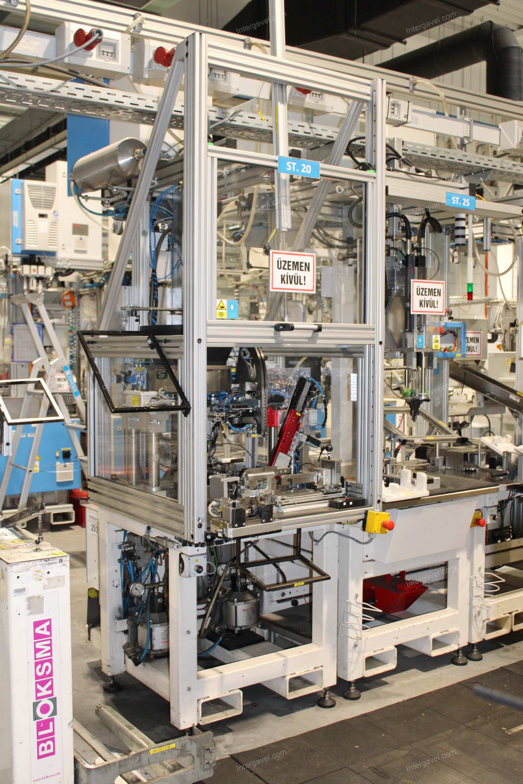 Szerelő munkahely 3