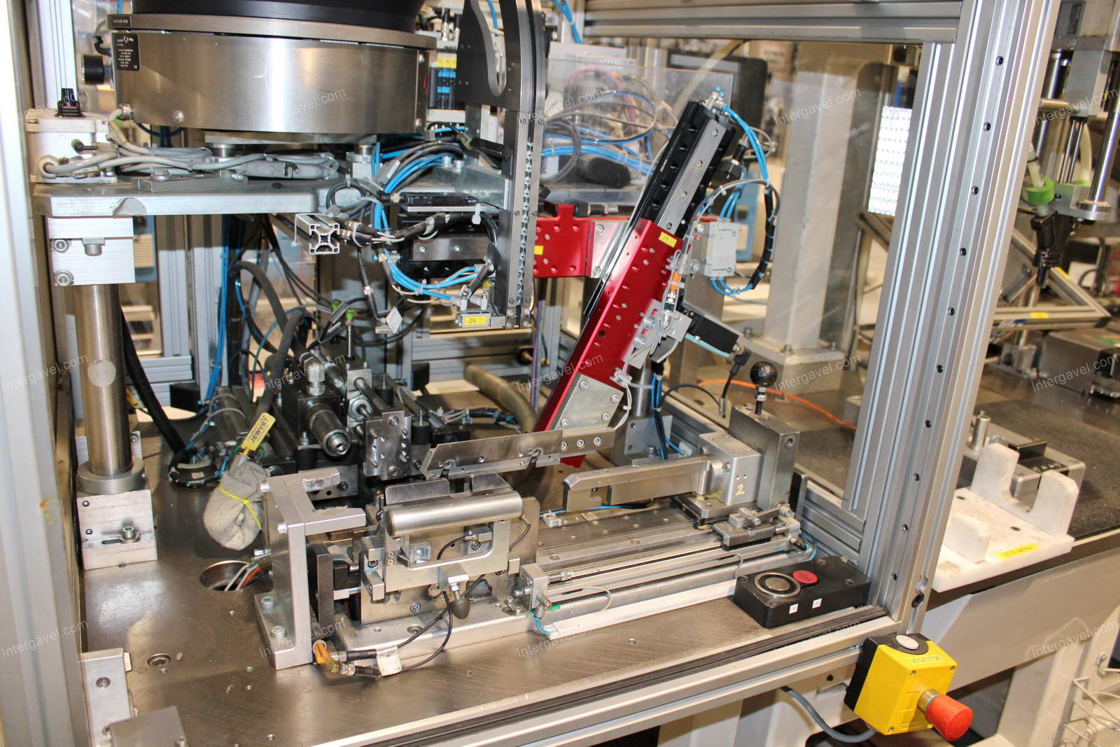 Szerelő munkahely 6