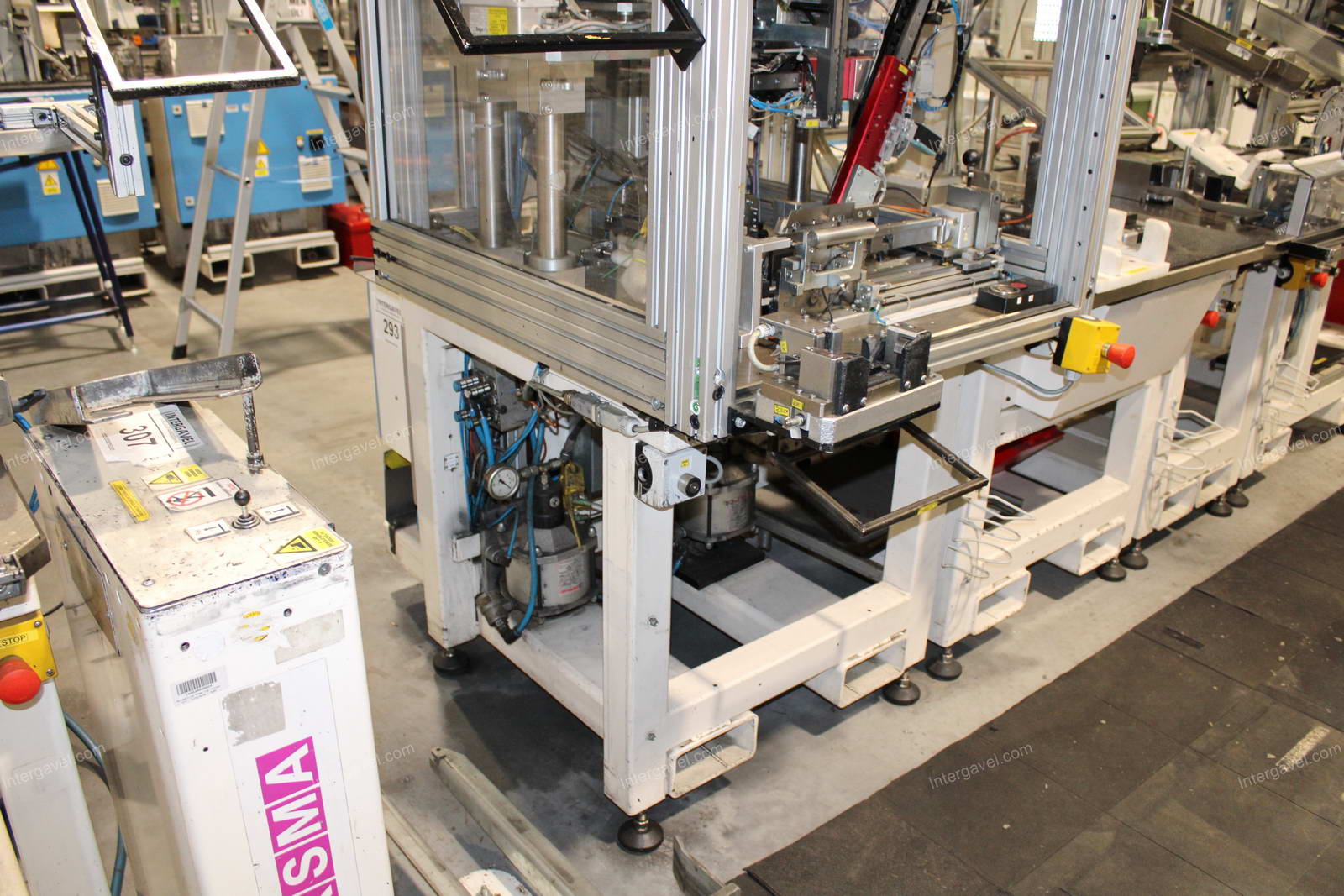 Szerelő munkahely 9