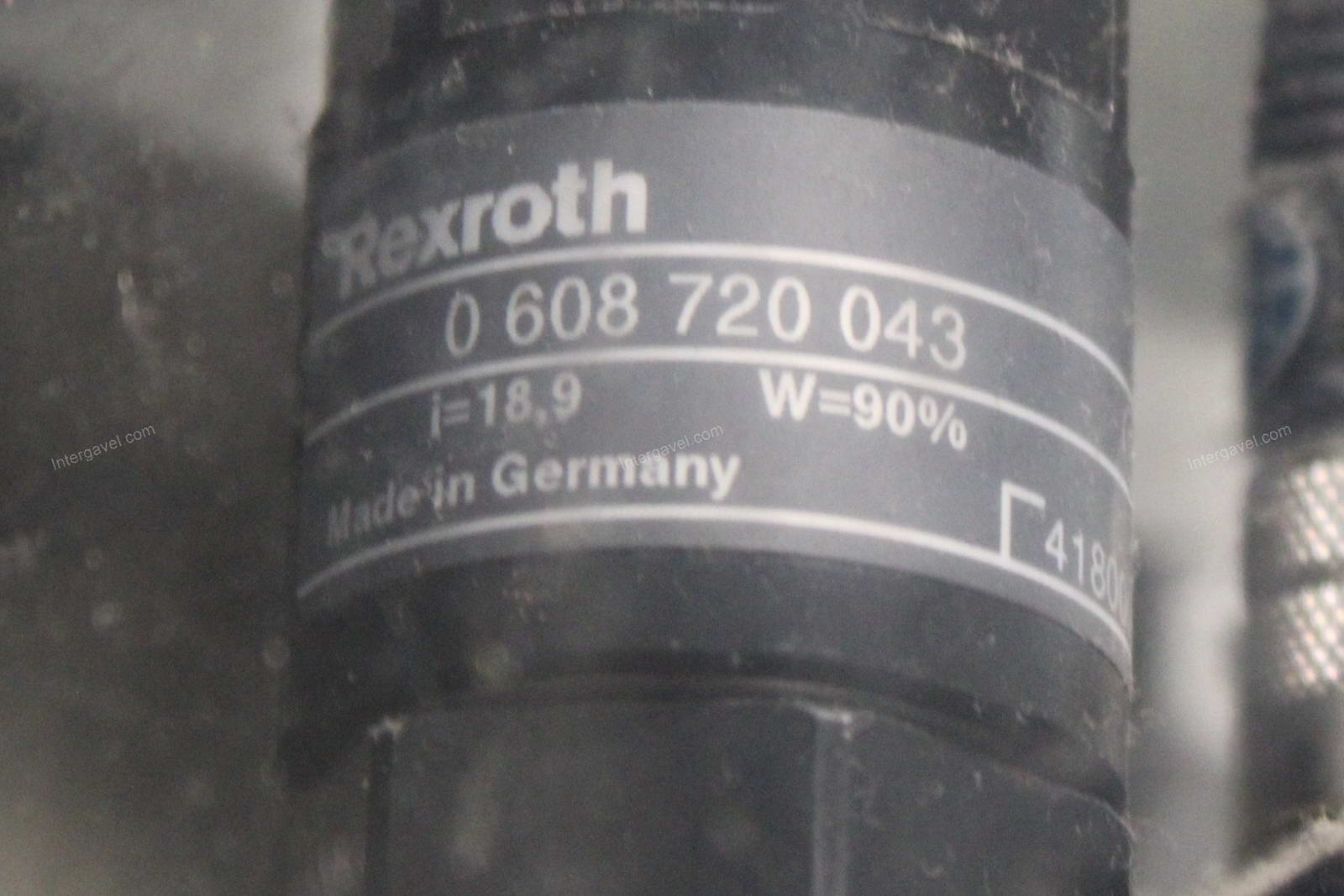 Szerelő munkahely 10