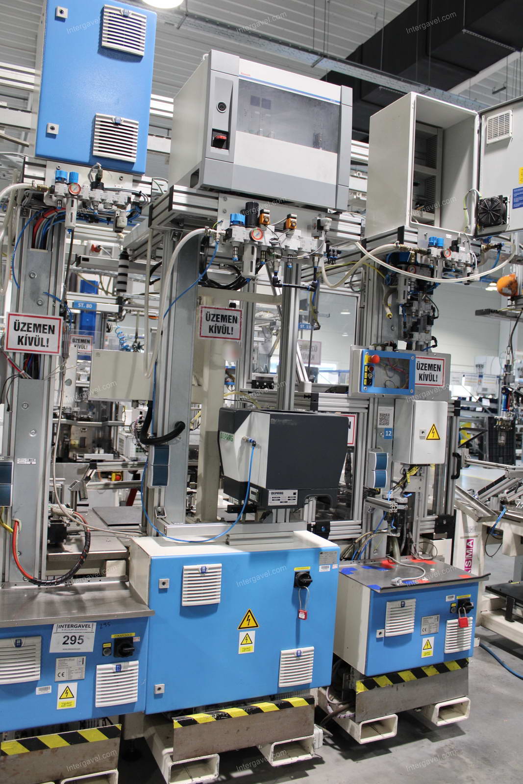 Szerelő munkahely 15