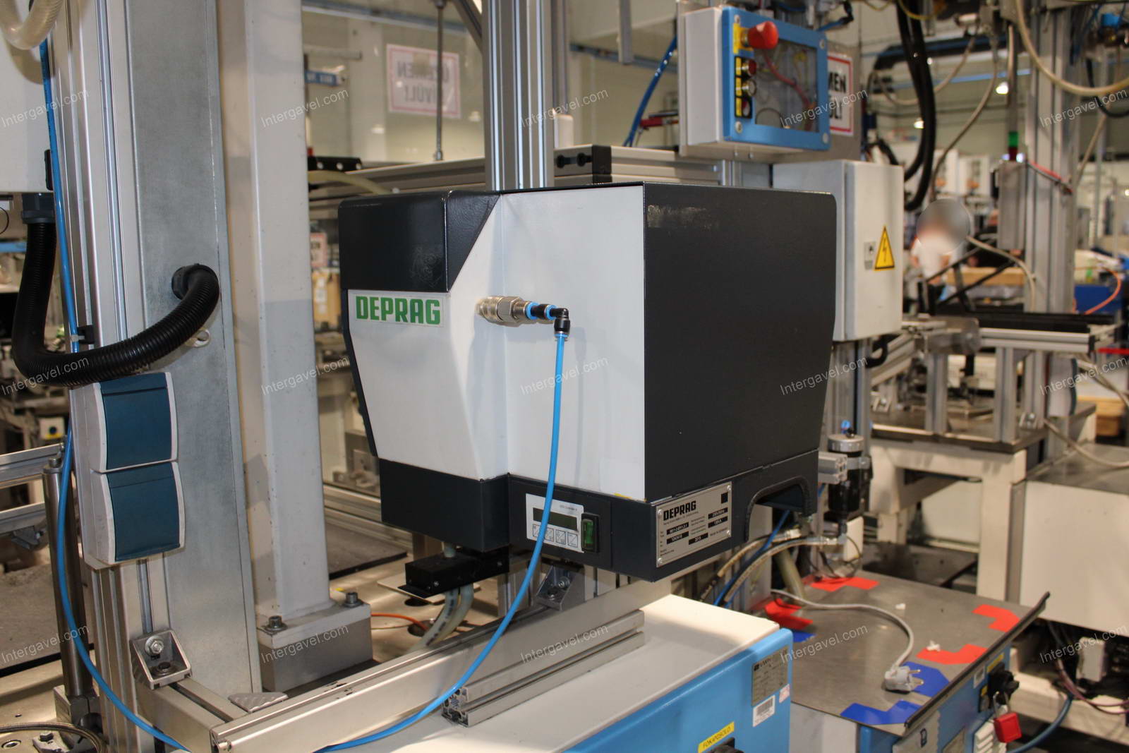 Szerelő munkahely 17