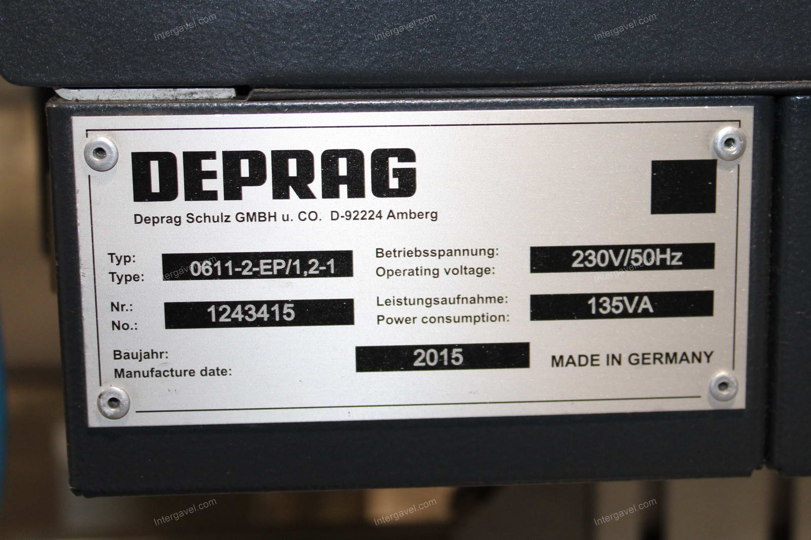 Szerelő munkahely 18