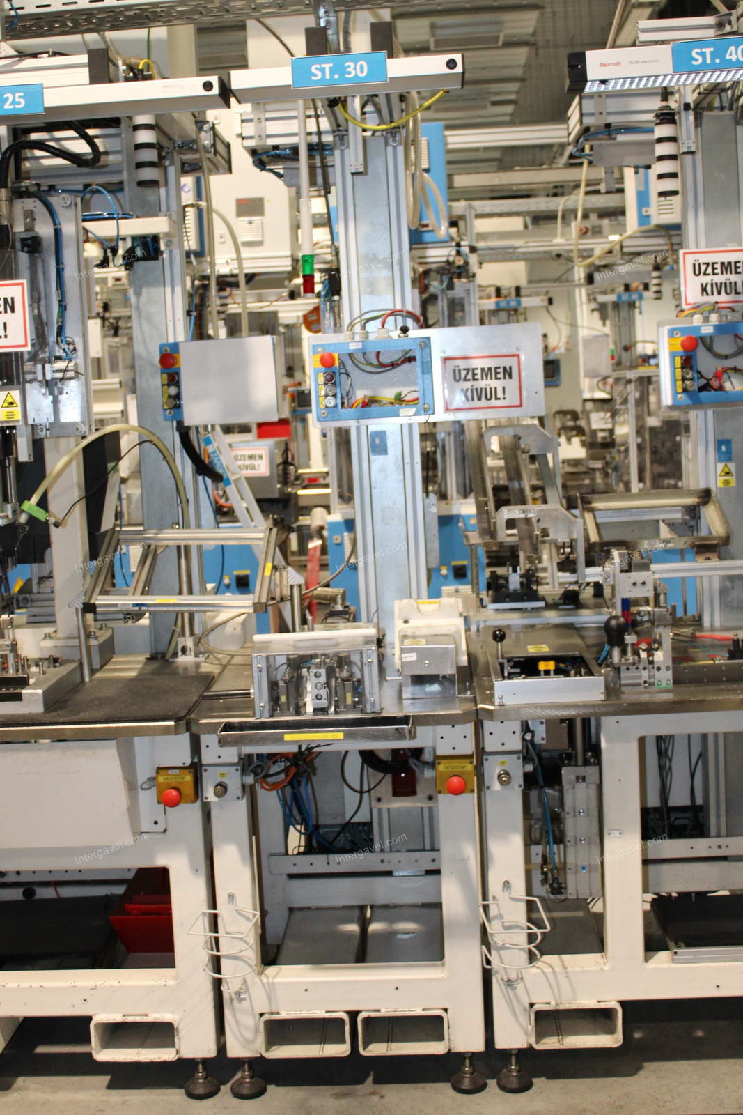 Szerelő munkahely 3