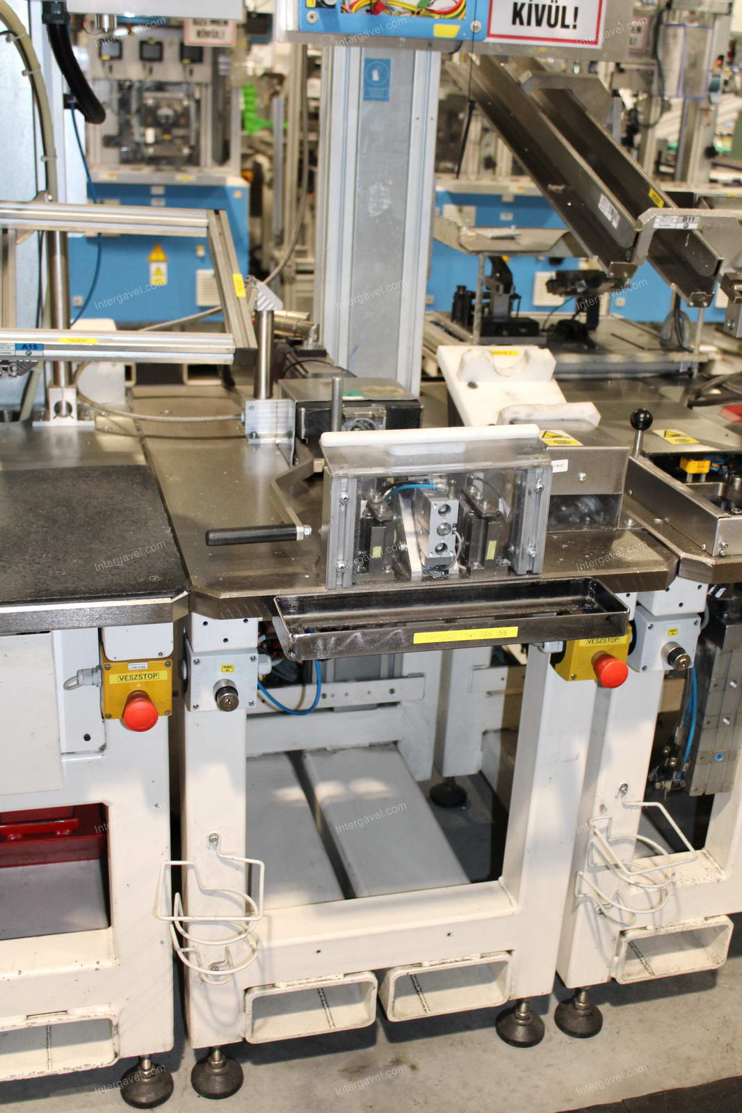 Szerelő munkahely 5