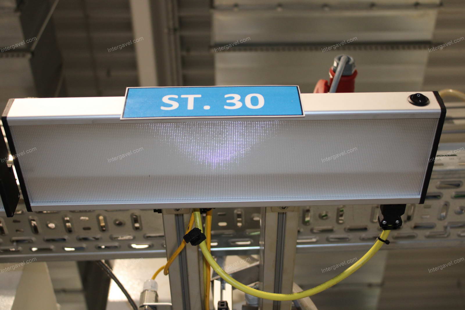 Szerelő munkahely 8