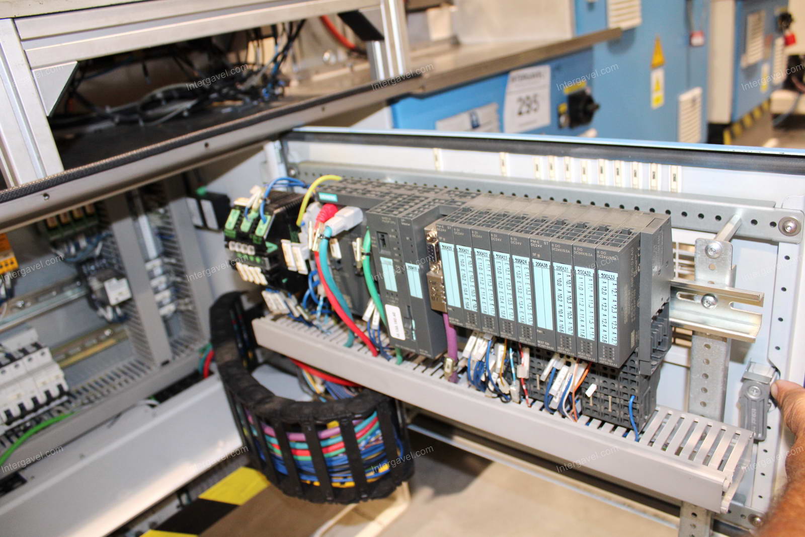 Szerelő munkahely 12