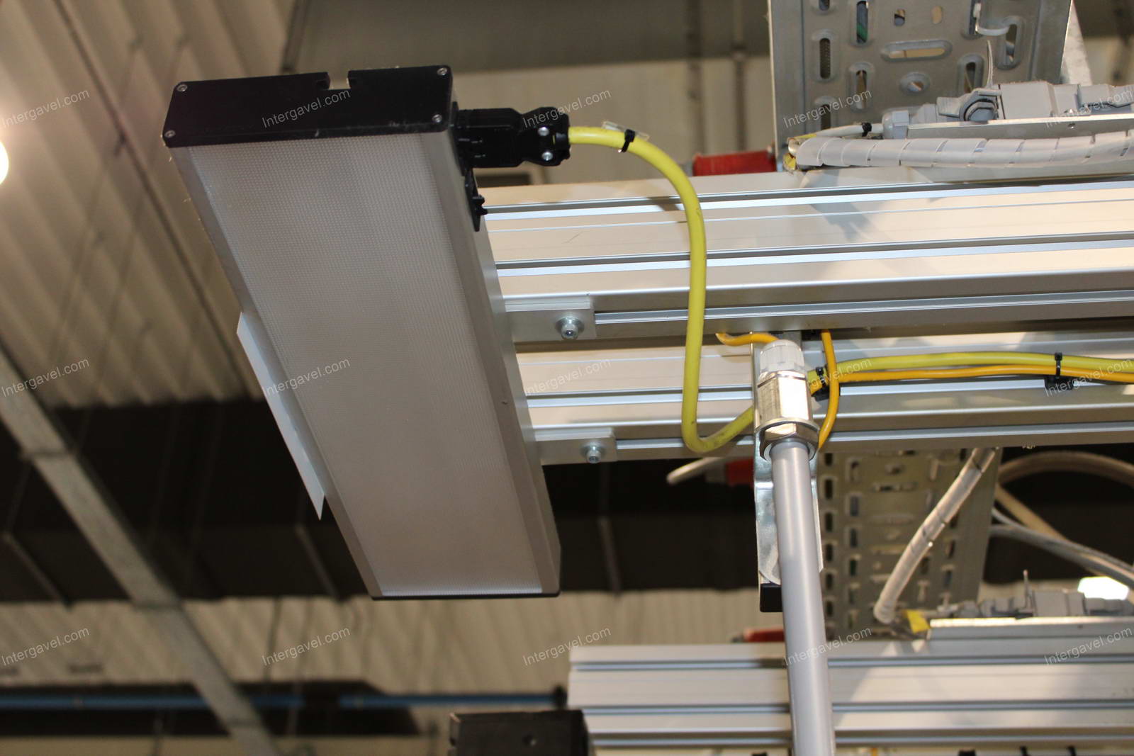 Szerelő munkahely 12