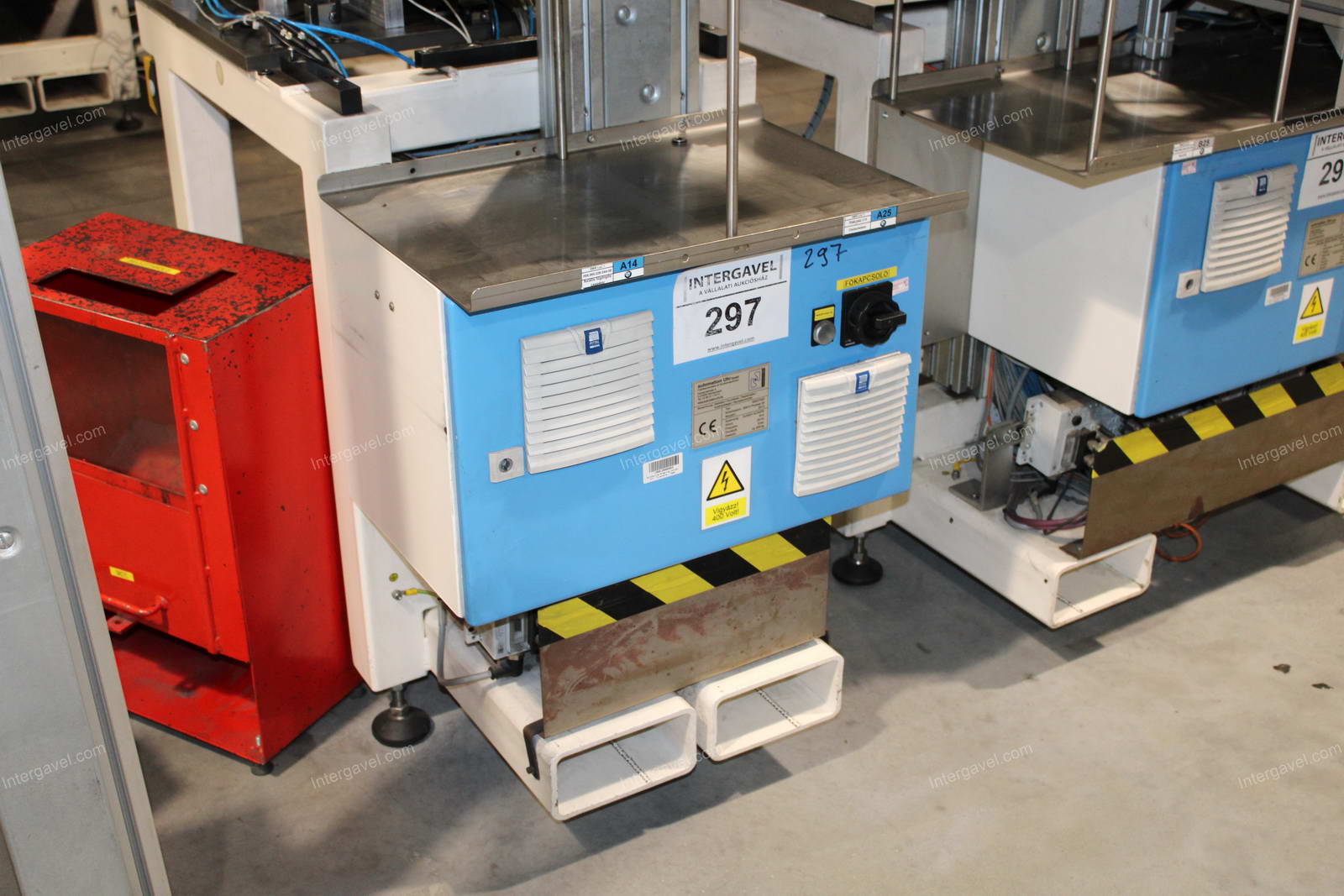 Szerelő munkahely 14