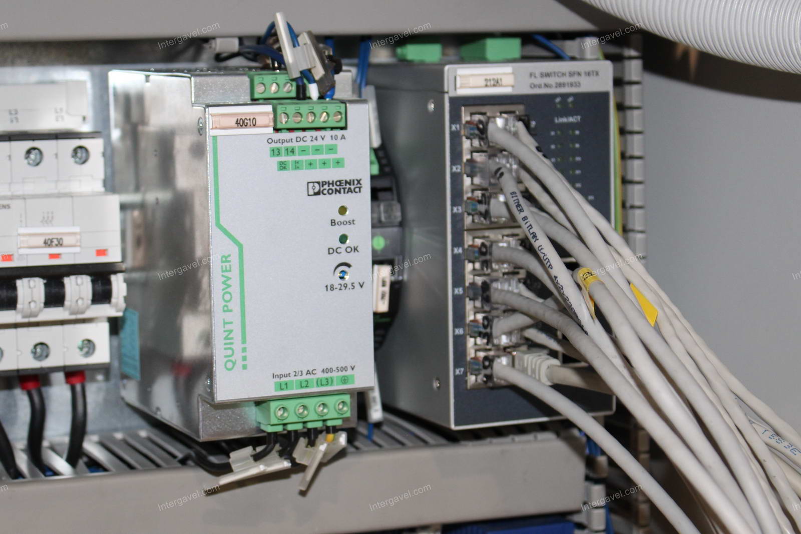 Energiacsatorna és villamos szekrény 10